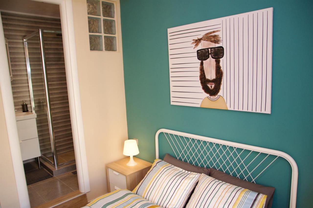 Super Cute & Cozy Mini Studios In City Center テッサロニキ エクステリア 写真